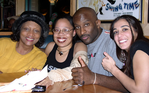 Mrs. Rose, Ms, Lena, Master Lloyd and Gazzy hanging out